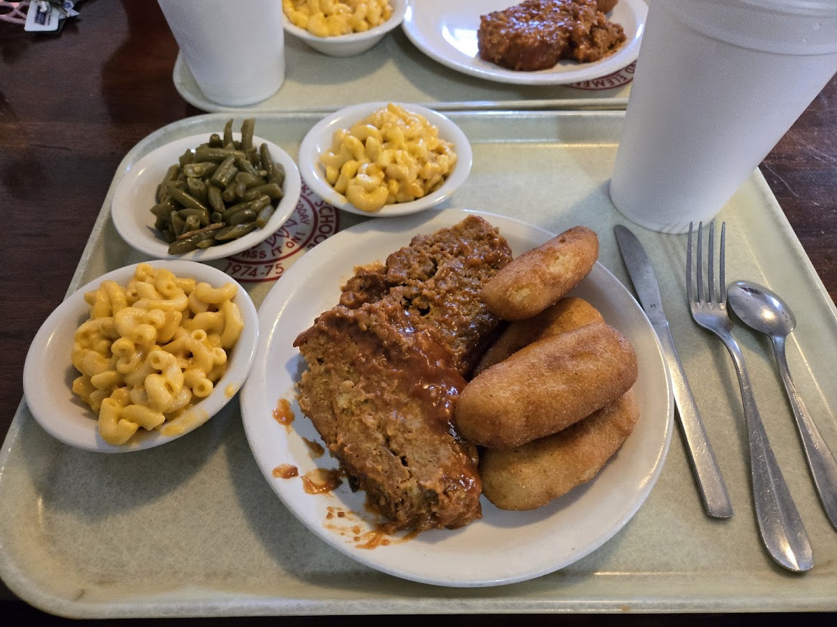 Kleer-Vu Lunchroom-2