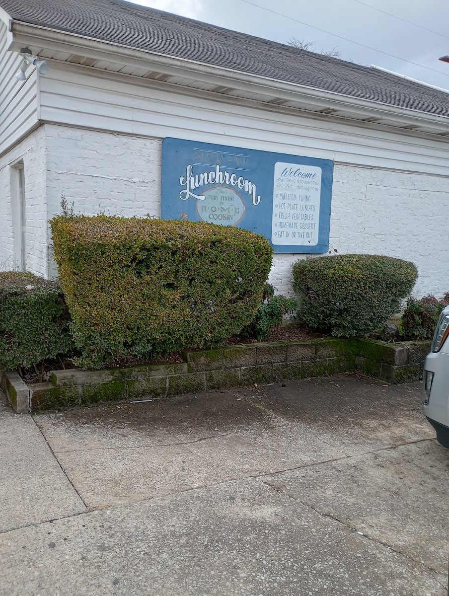 Kleer-Vu Lunchroom-3